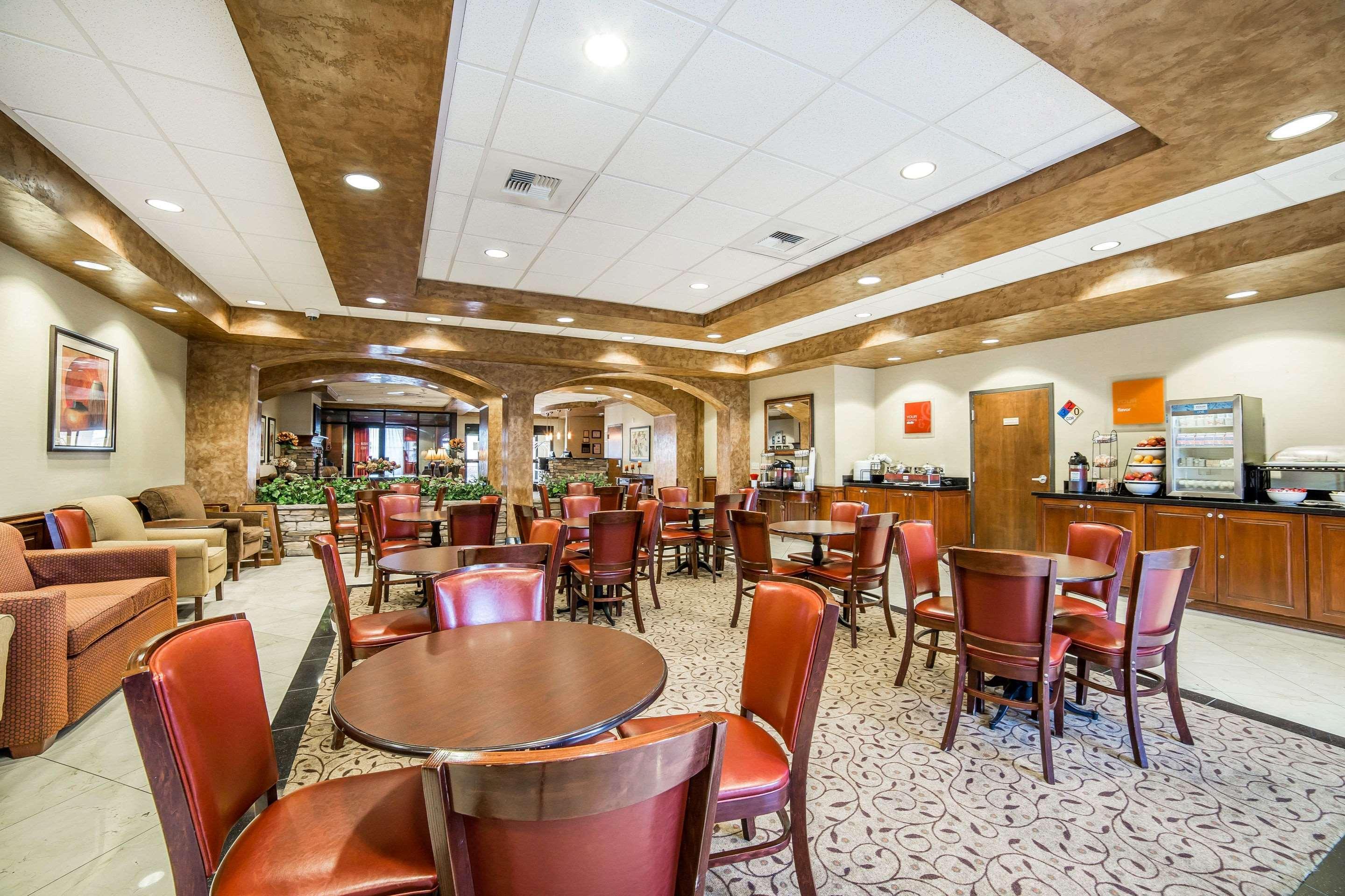Comfort Inn & Suites Henderson - Las Vegas Exterior photo